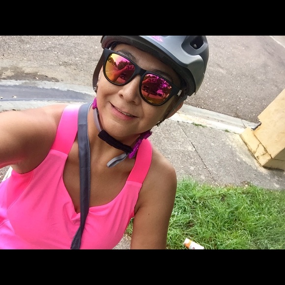 Meet your Posher, Griselda - Picture 3 of 4